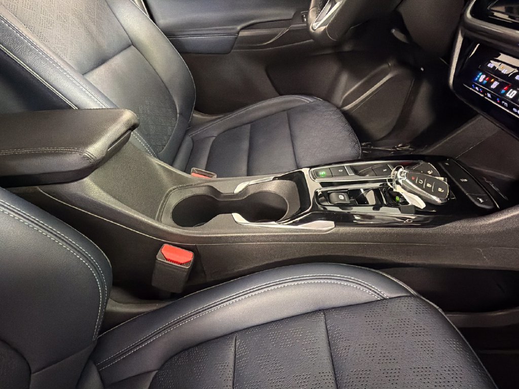 Certified 2023 Chevrolet Bolt EUV Premier FWD image 35
