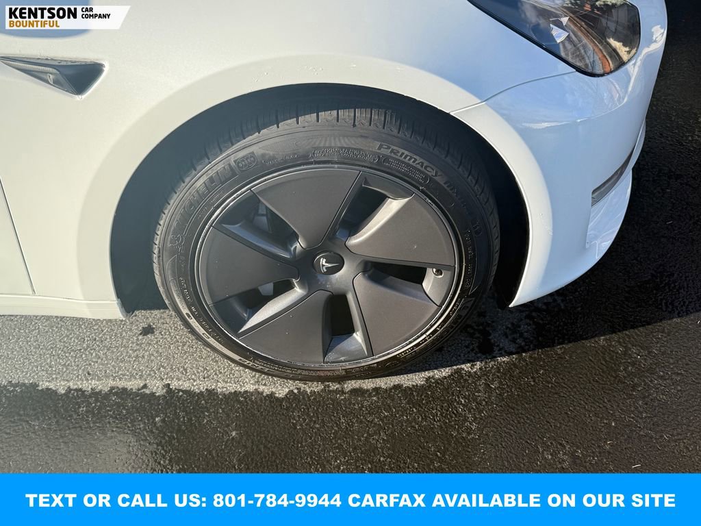 Used 2023 Tesla Model 3 Standard Range image 15