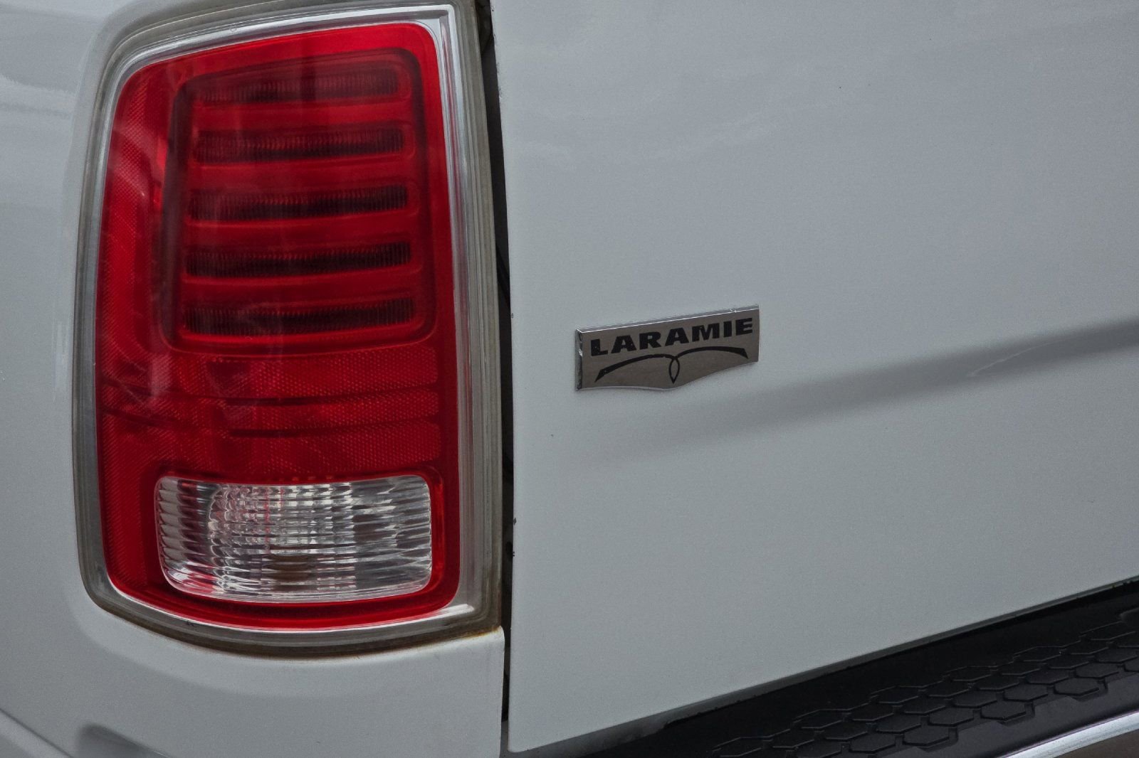 Used 2014 RAM 3500 Laramie AWD/4WD image 25