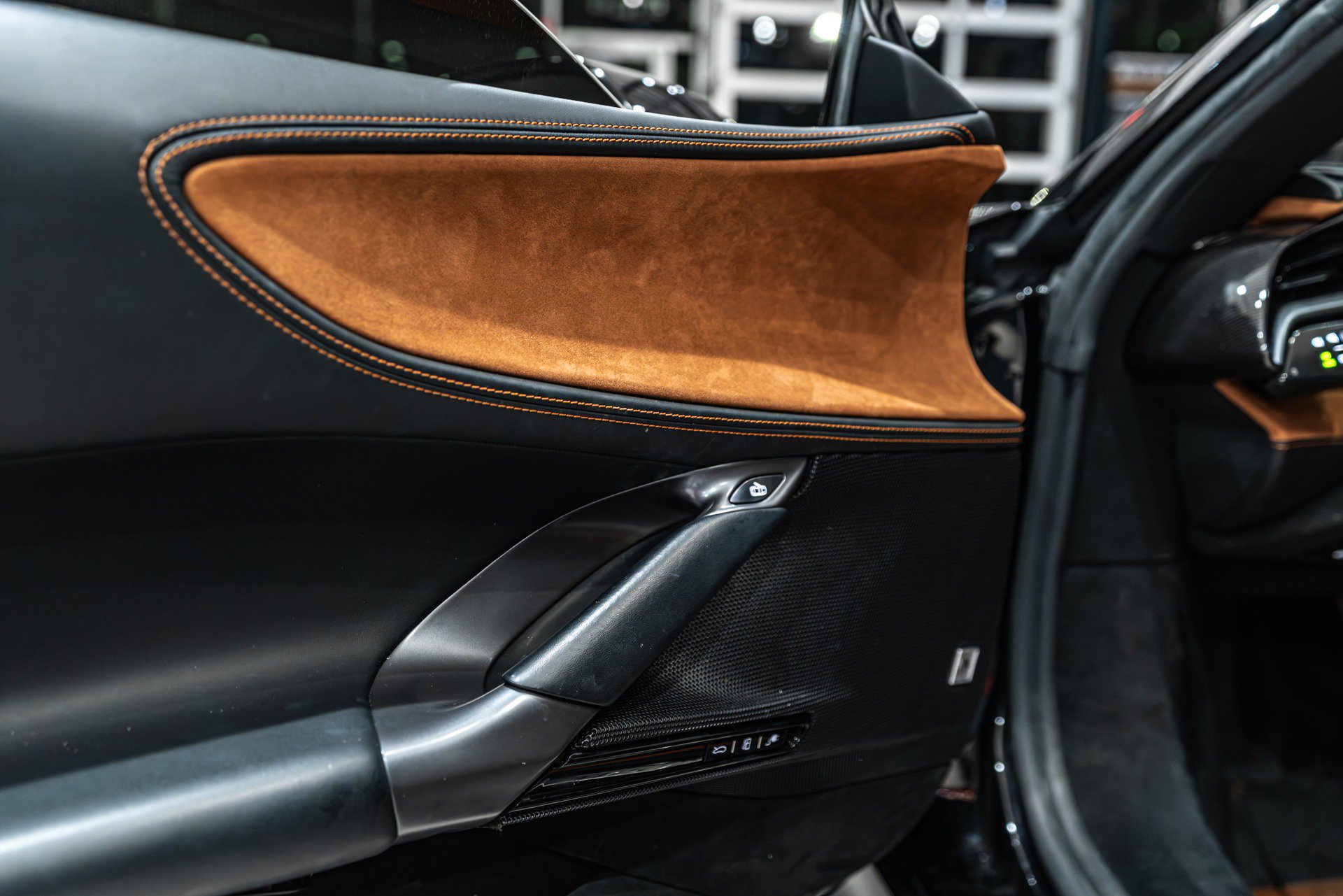 Used 2021 Ferrari SF90 Stradale image 34