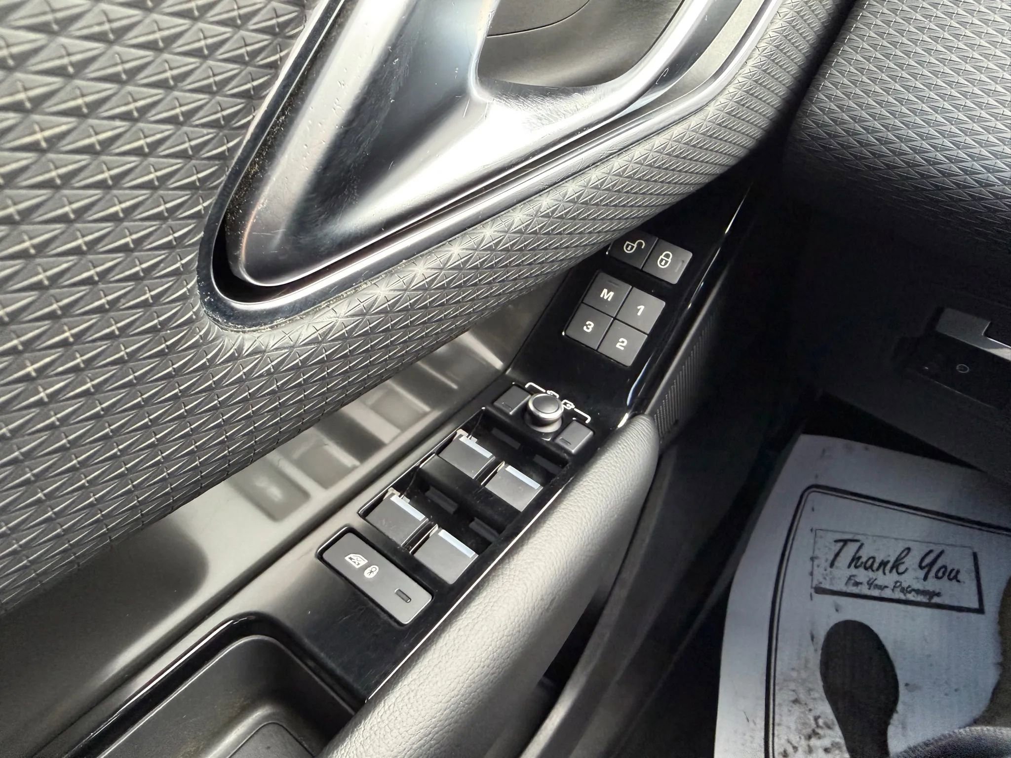 Used 2020 Land Rover Range Rover Velar S image 29