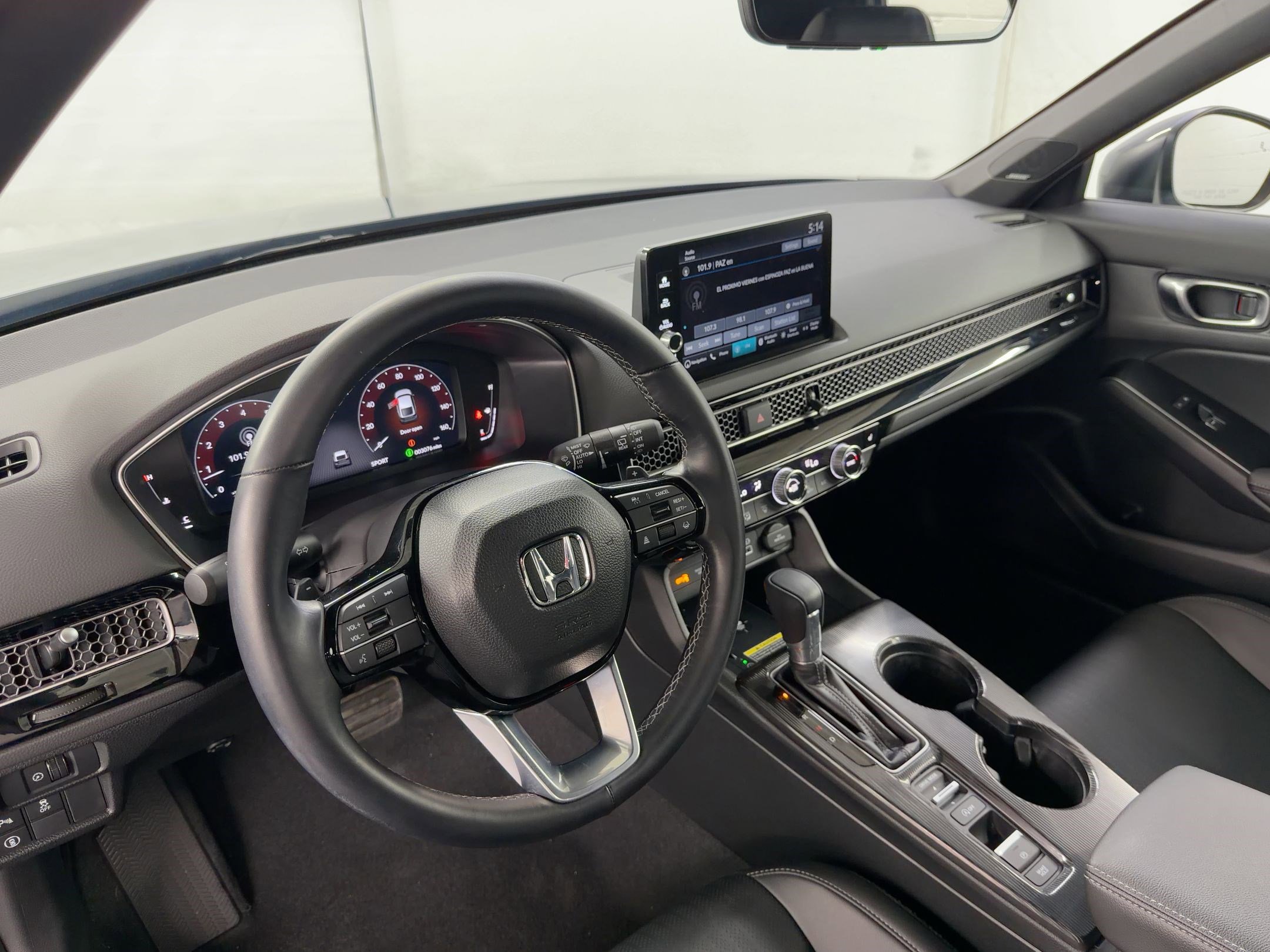 Certified 2024 Honda Civic Sport Touring image 4