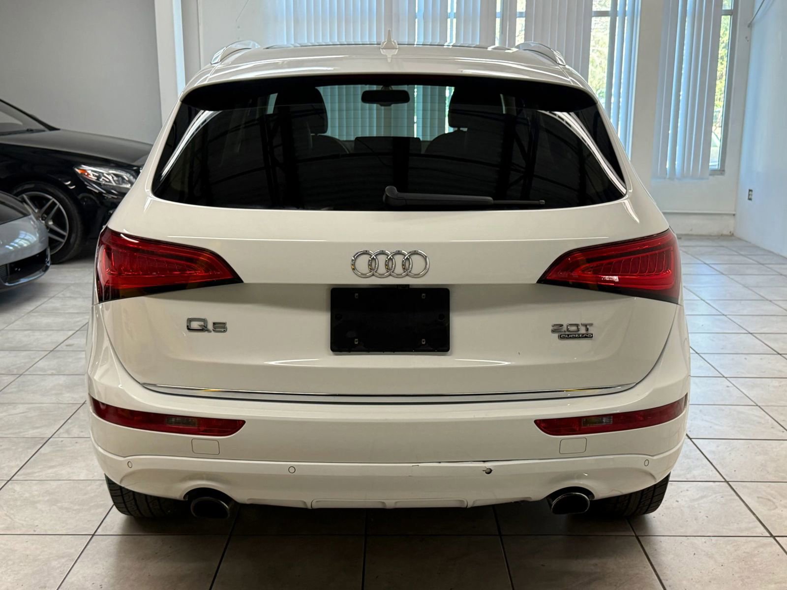 Used 2017 Audi Q5 2.0T Premium Plus w/ Technology Package AWD/4WD image 8