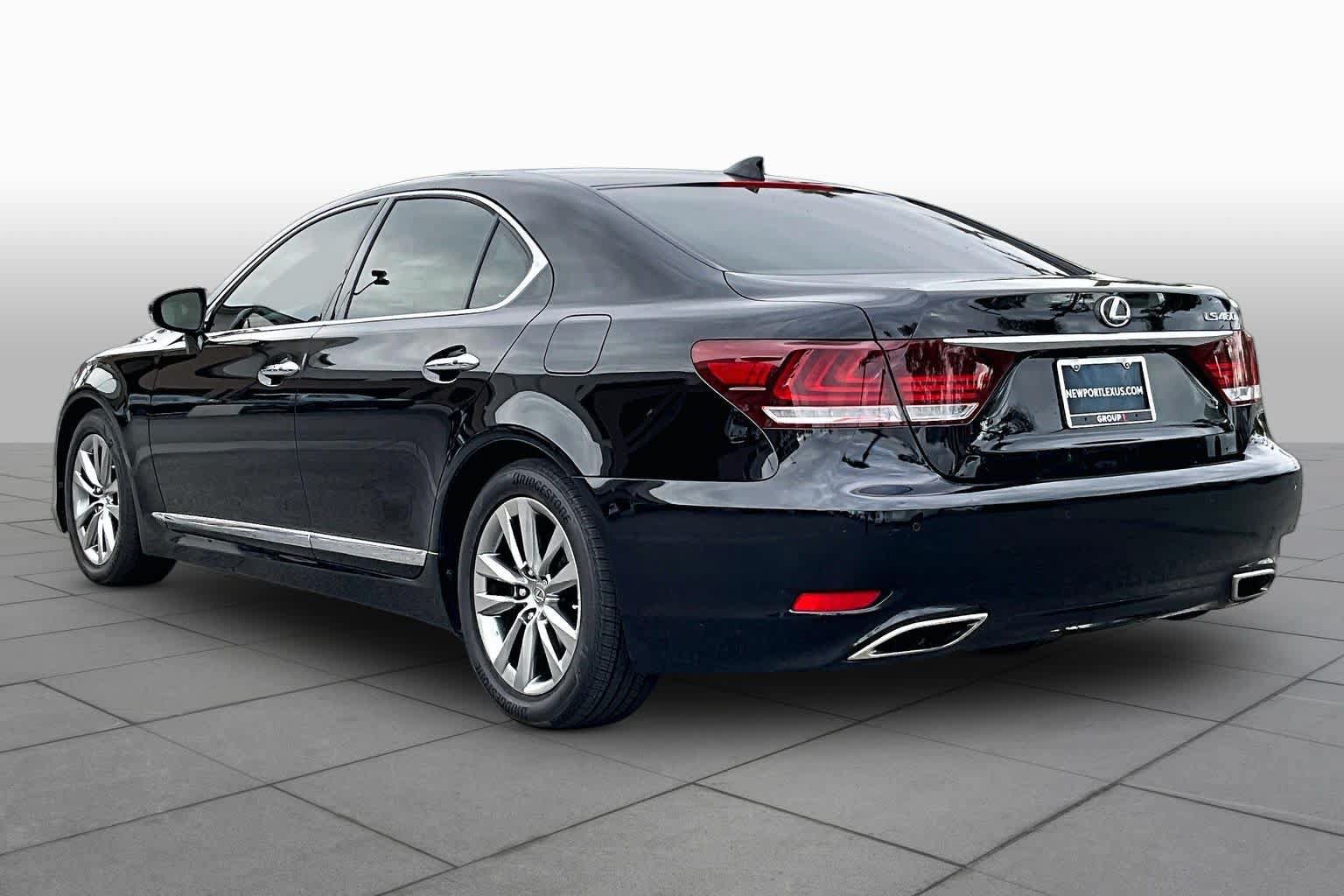 Used 2016 Lexus LS 460 w/ Comfort Package RWD image 10