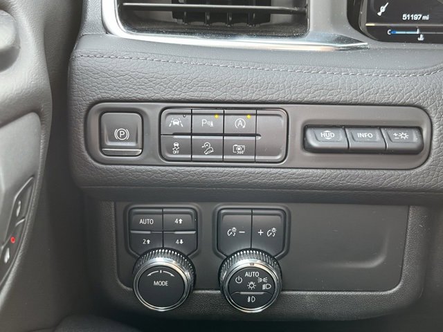 Used 2024 GMC Yukon Denali image 29