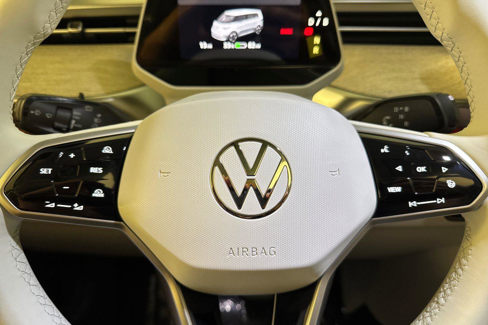 New 2025 Volkswagen ID. Buzz 1st Edition image 24