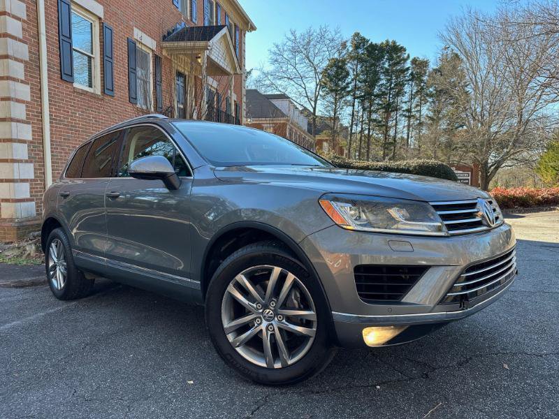 Used 2015 Volkswagen Touareg VR6 AWD/4WD image 5
