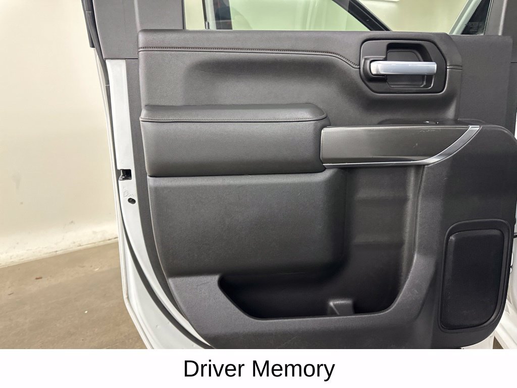 Used 2021 GMC Sierra 2500 AT4 w/ AT4 Premium Plus Package AWD/4WD image 31