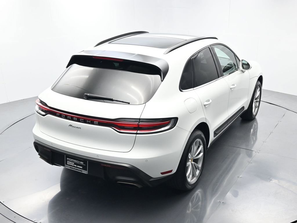 Certified 2022 Porsche Macan AWD/4WD image 39