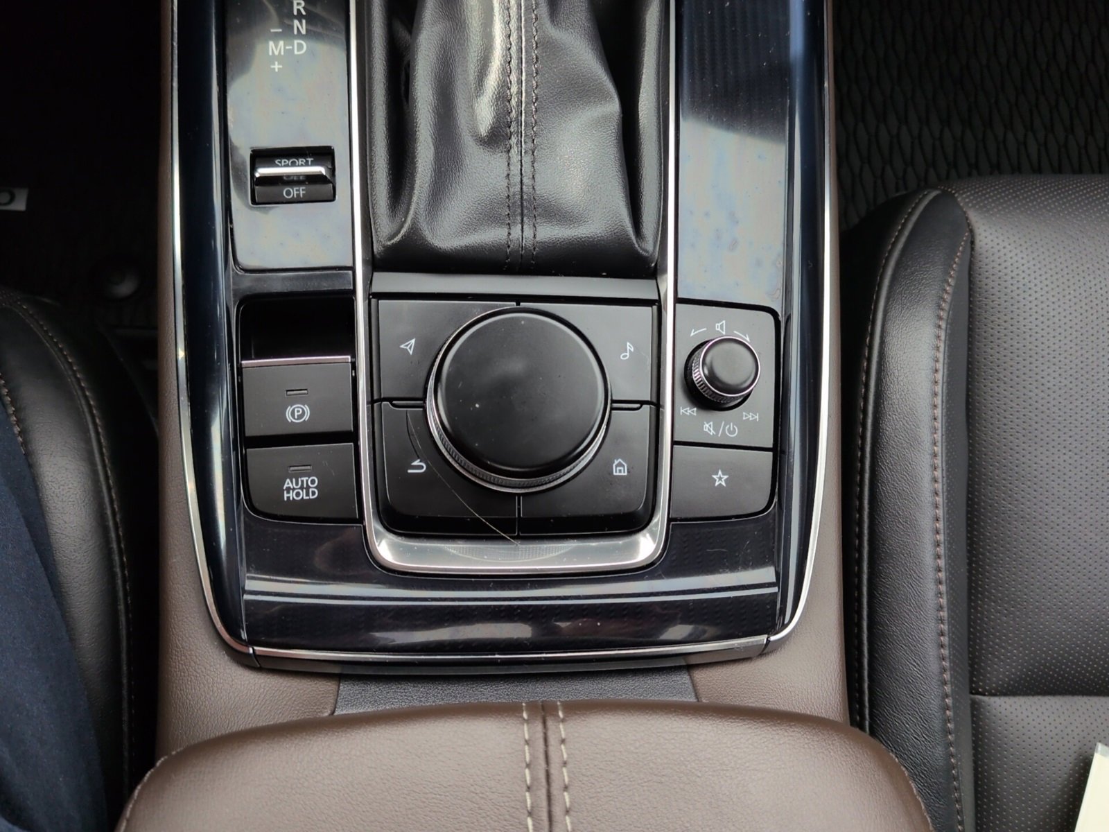 Certified 2025 MAZDA CX-30 AWD 2.5 S w/ Premium Package image 30