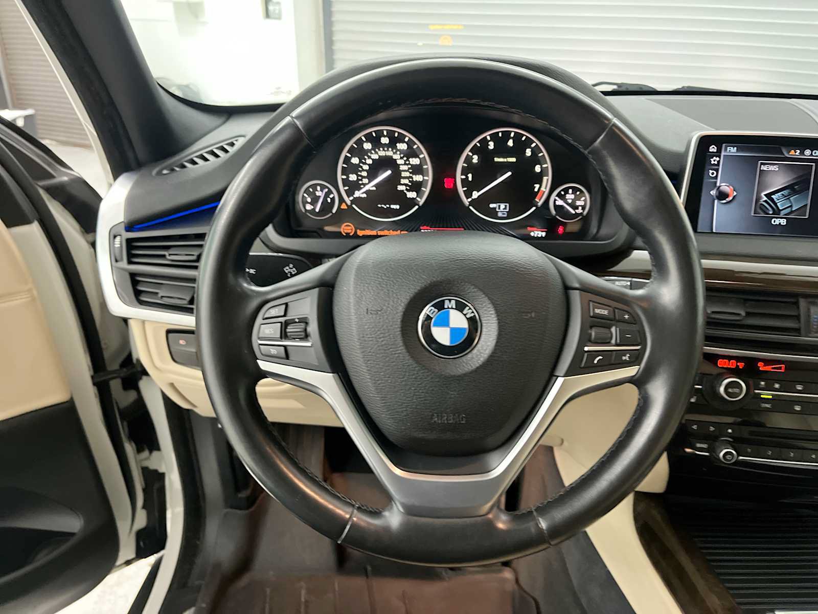 Used 2017 BMW X5 xDrive40e AWD/4WD image 17