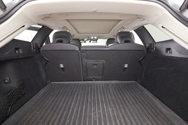 Certified 2023 Volvo XC60 B6 Ultimate w/ Climate Package AWD/4WD image 24