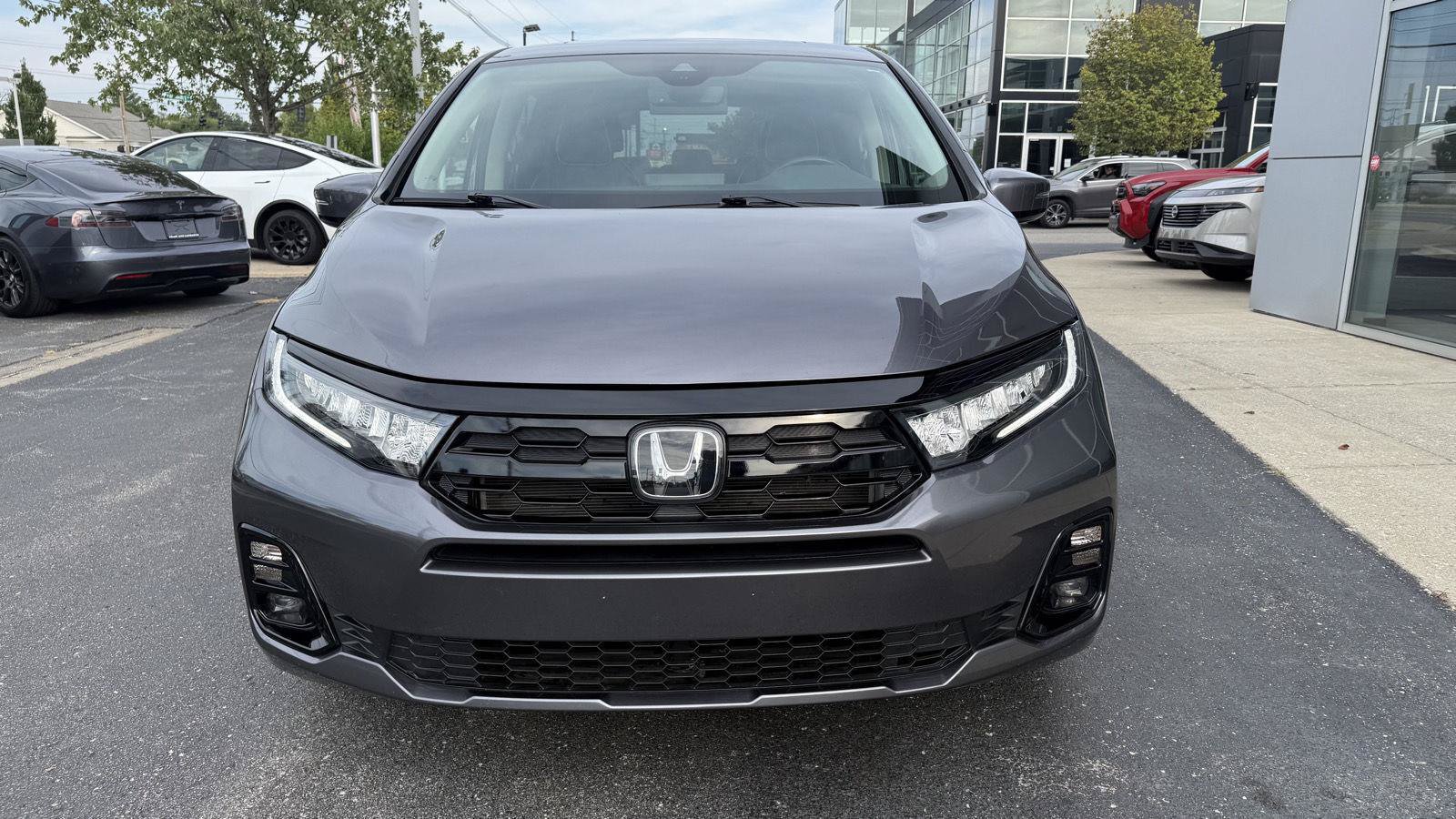 Used 2026 Honda Odyssey Elite image 8