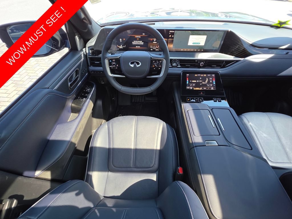 Used 2026 INFINITI QX80 4WD w/ Sport Exterior Package image 6