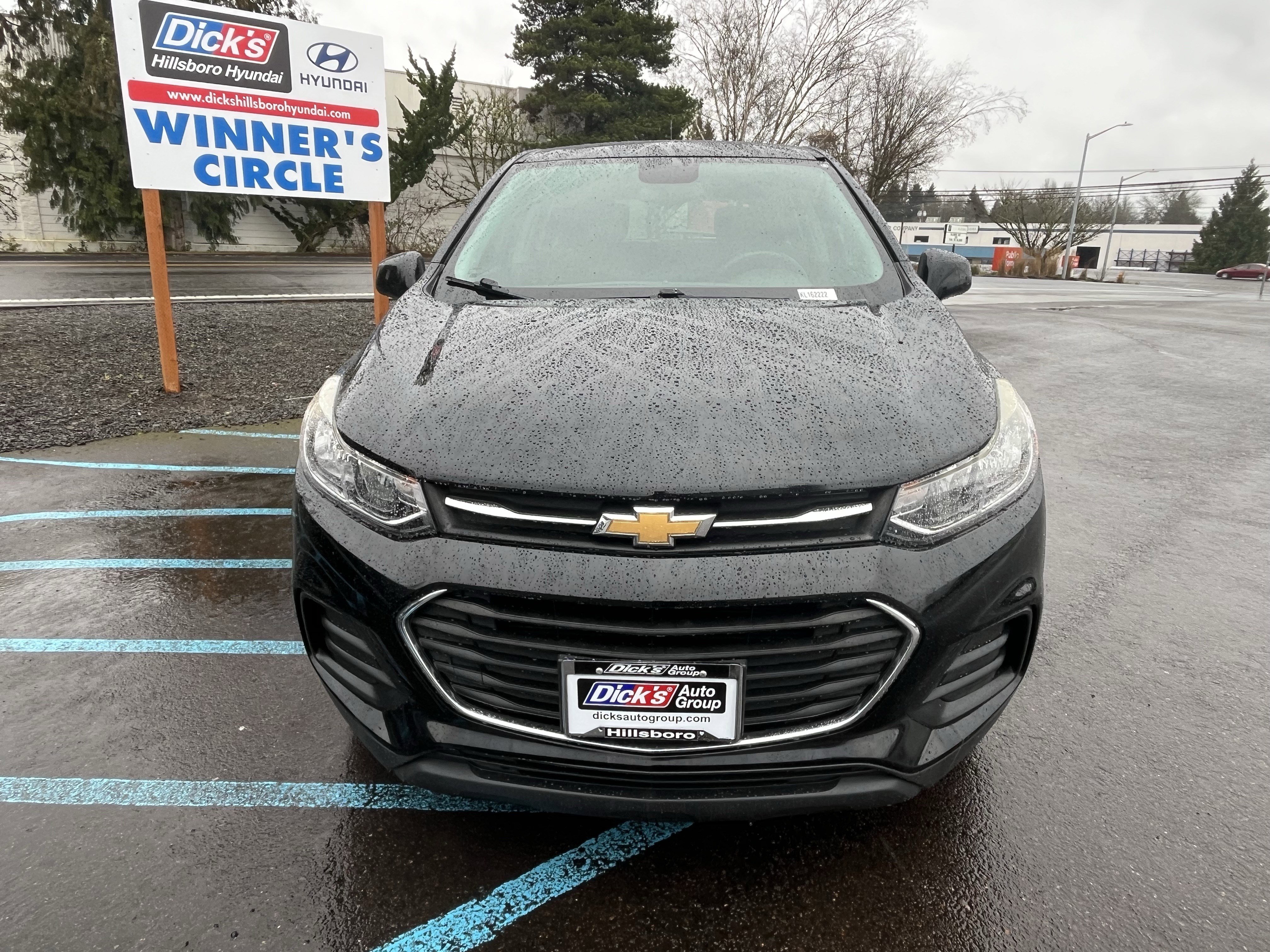 Used 2019 Chevrolet Trax LS w/ LPO, Cargo Package image 8