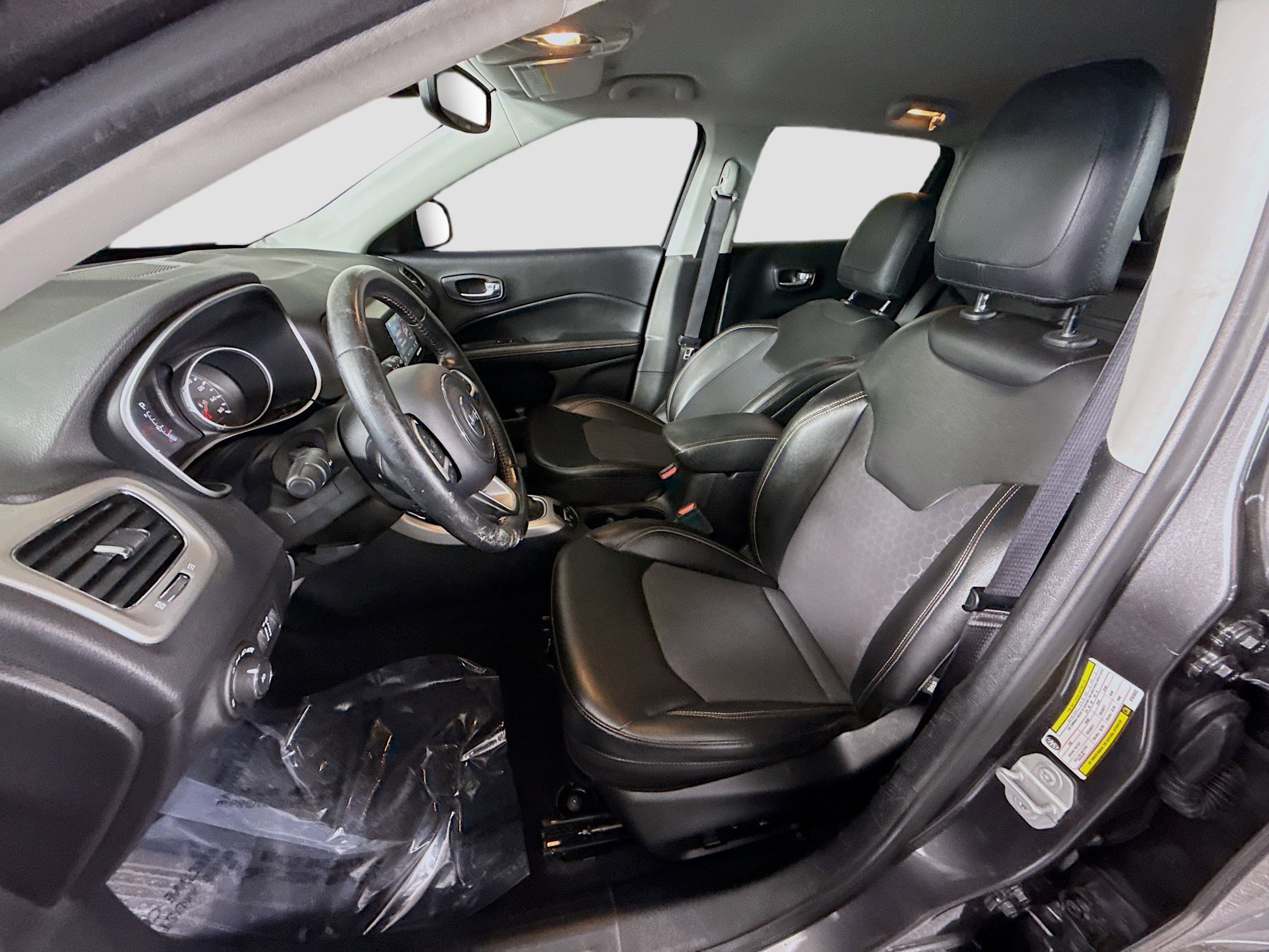 Used 2019 Jeep Compass Latitude w/ Popular Equipment Group image 22