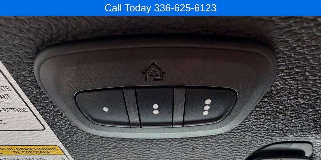 Used 2020 Jeep Wrangler Unlimited Sahara AWD/4WD image 25