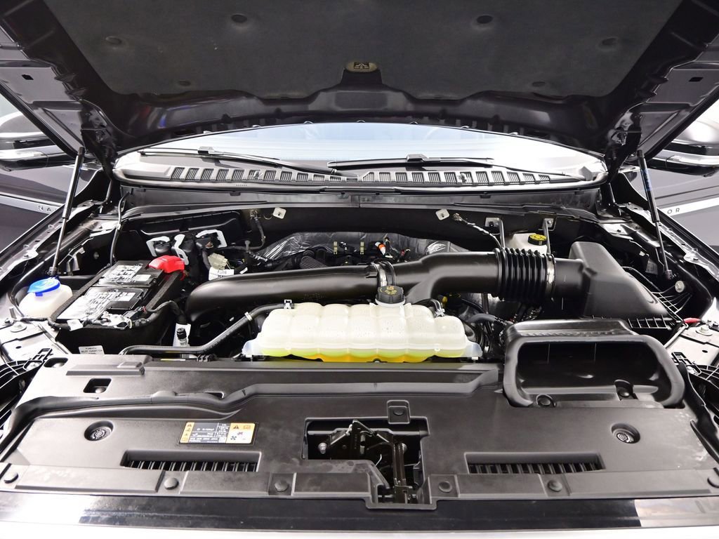 Used 2025 Lincoln Navigator Reserve AWD/4WD image 31