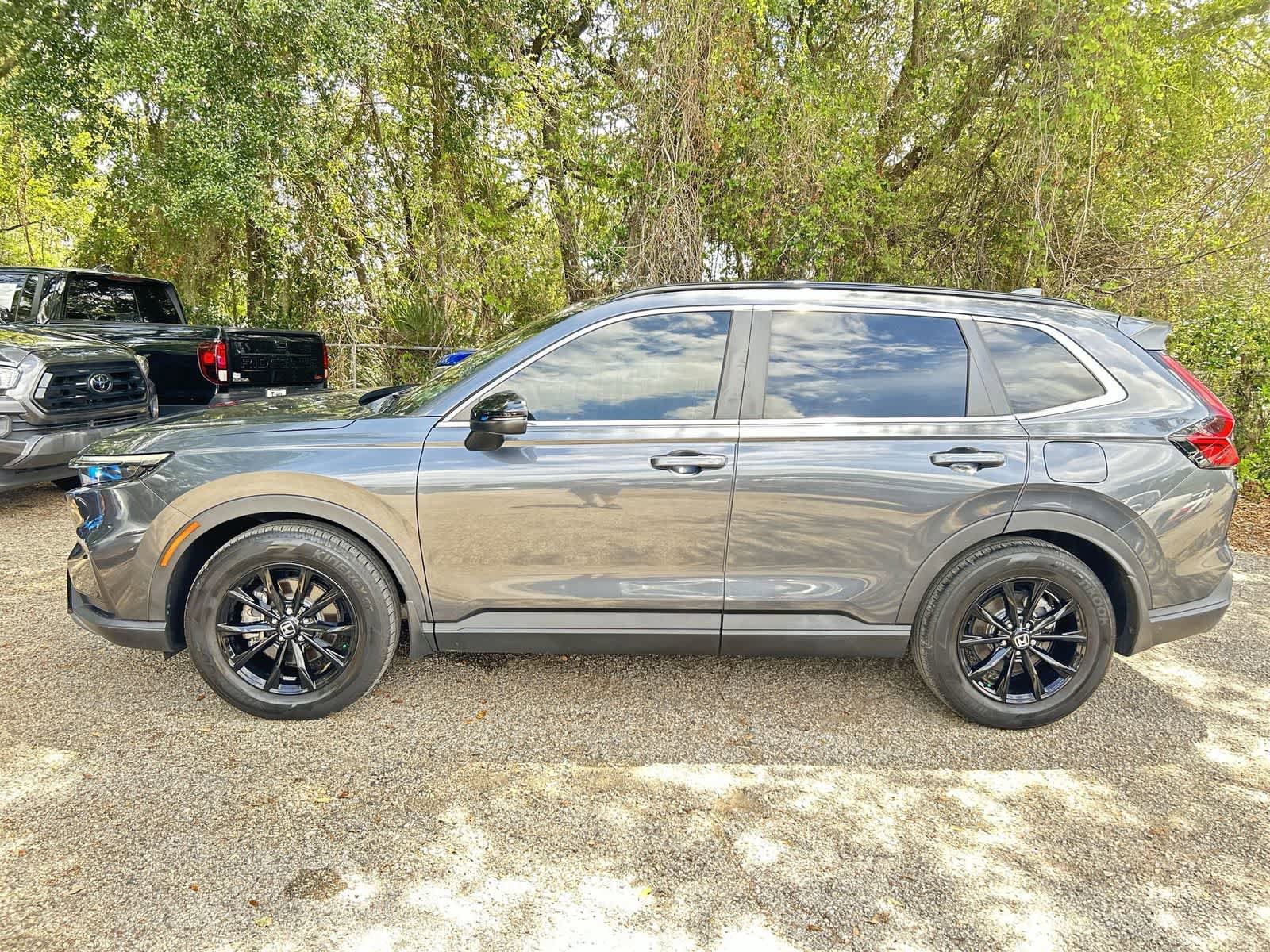 Used 2023 Honda CR-V Sport image 4
