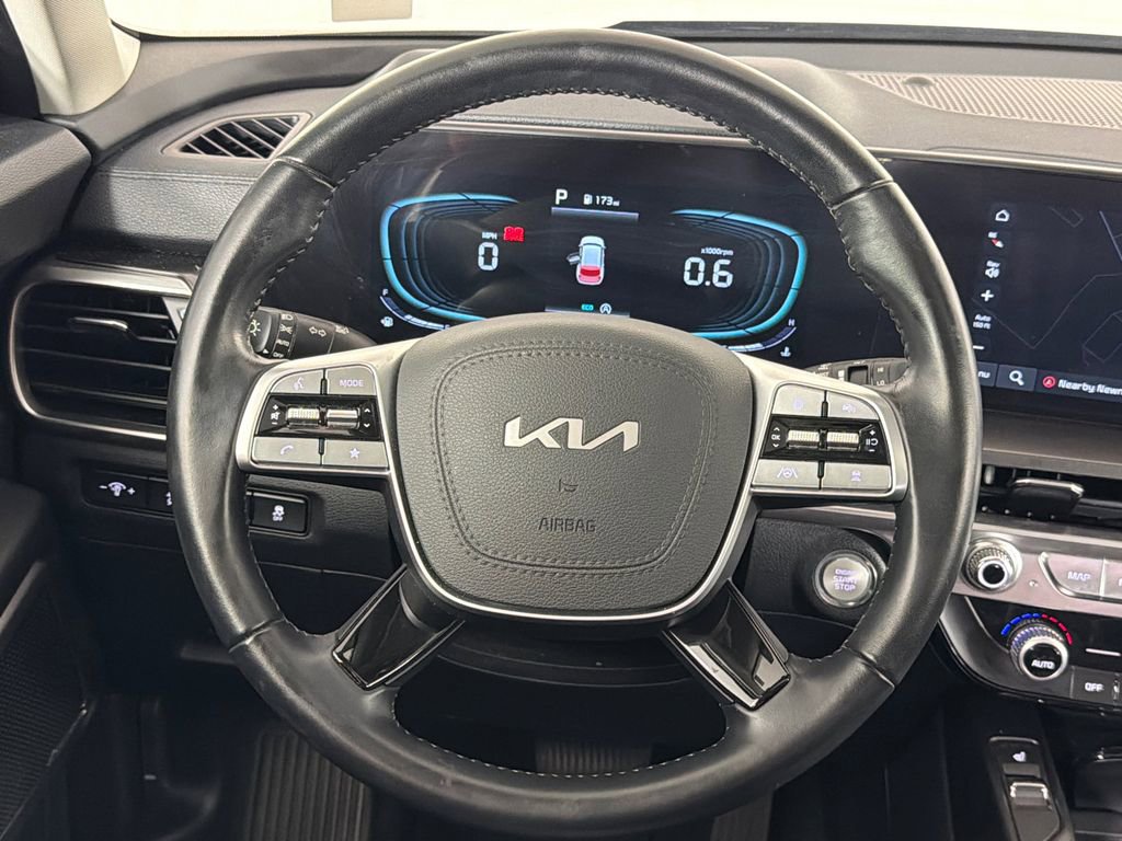 Used 2025 Kia Telluride S image 26