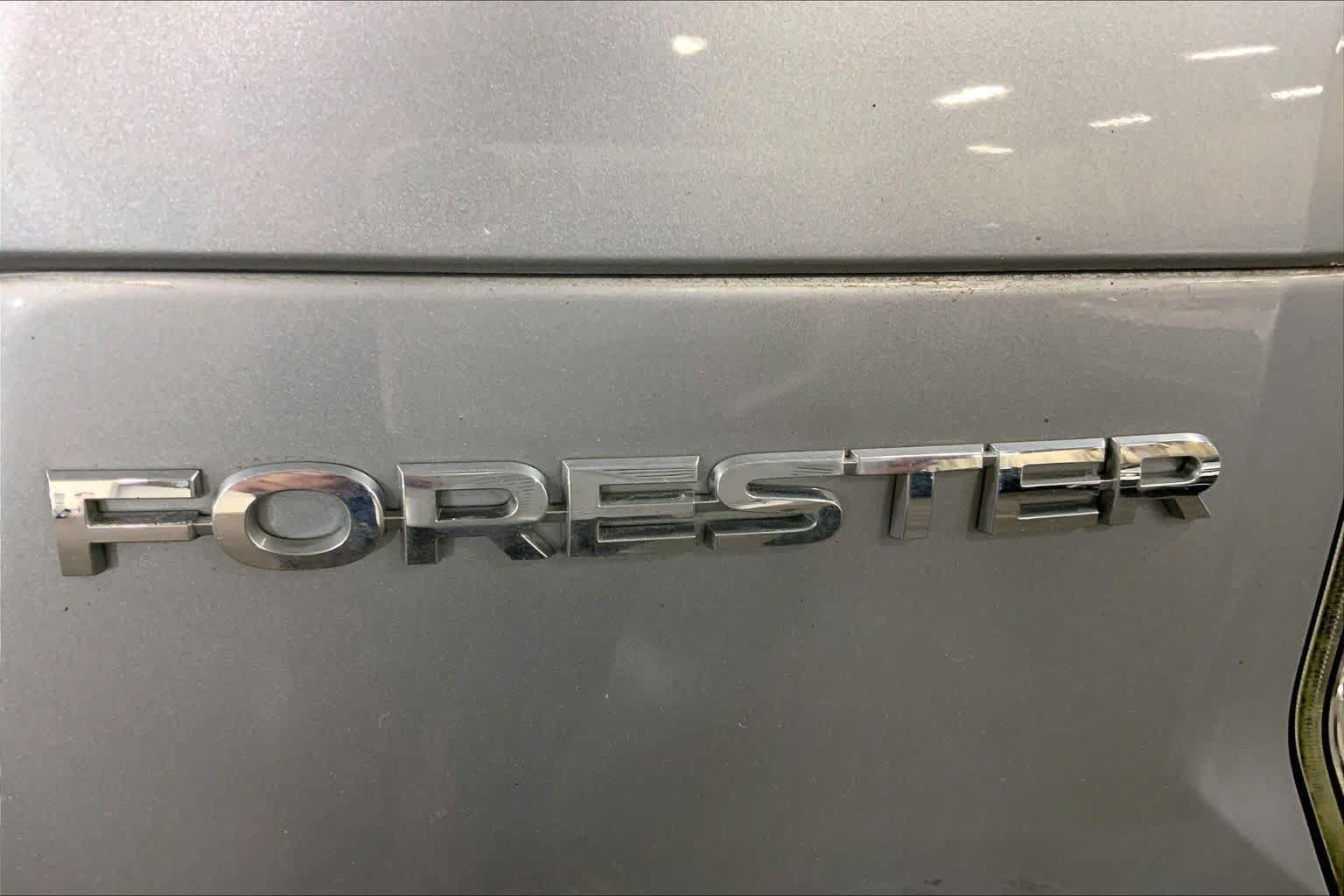 Used 2018 Subaru Forester 2.5i Premium AWD/4WD image 10