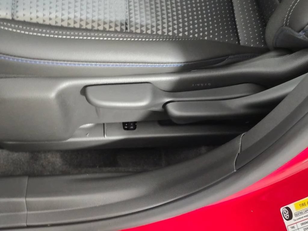 New 2026 Chevrolet Trax LT w/ Driver Confidence Package FWD image 25