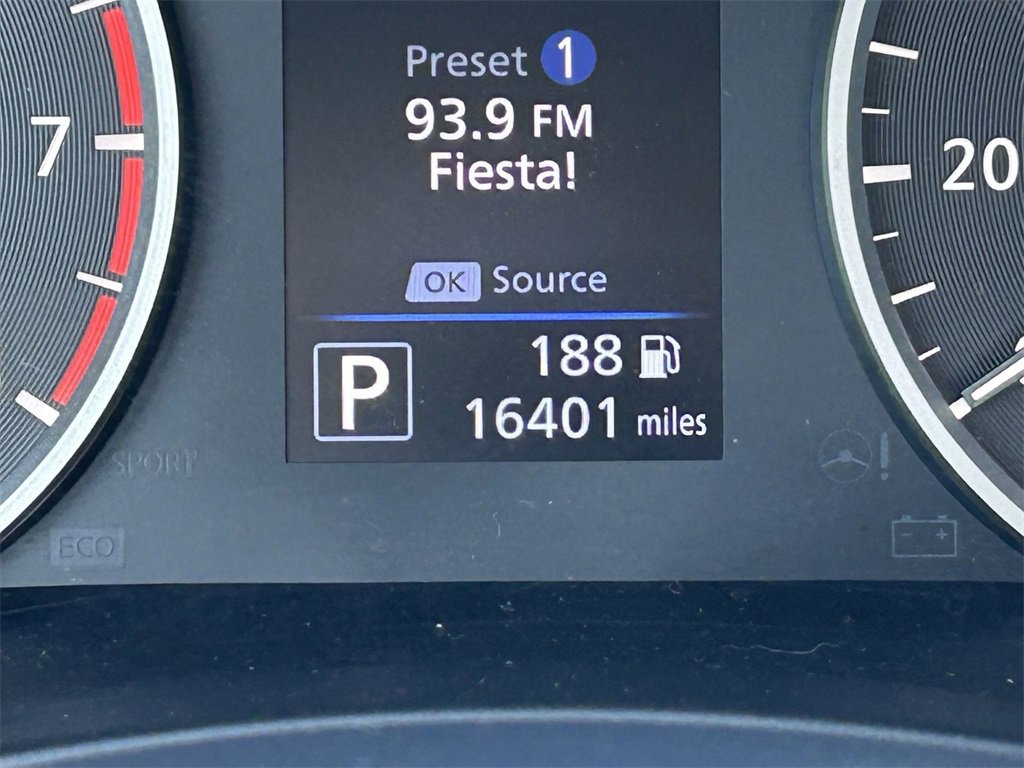 Used 2020 Nissan Sentra S image 32