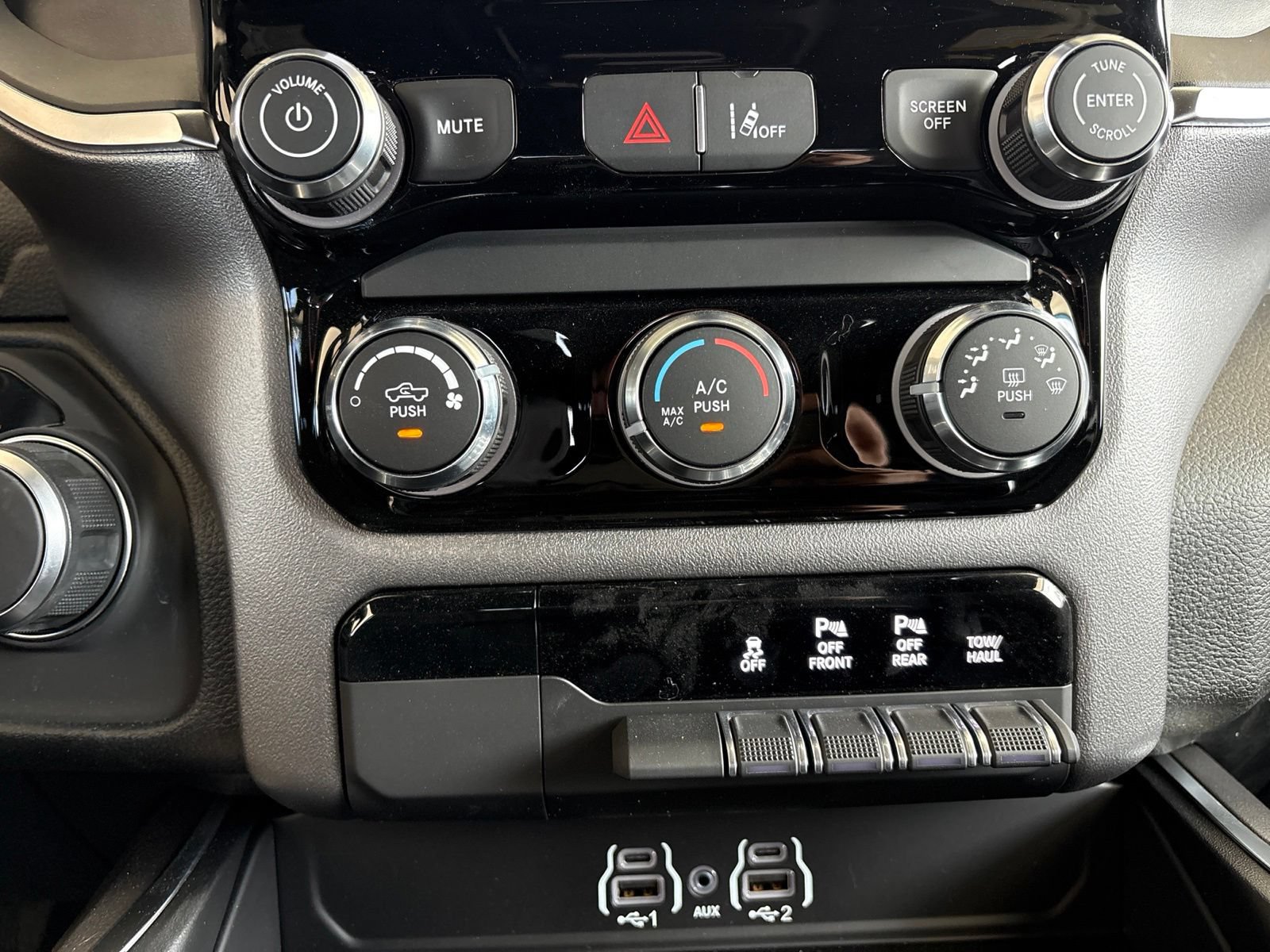 New 2026 RAM 1500 Lone Star RWD image 21