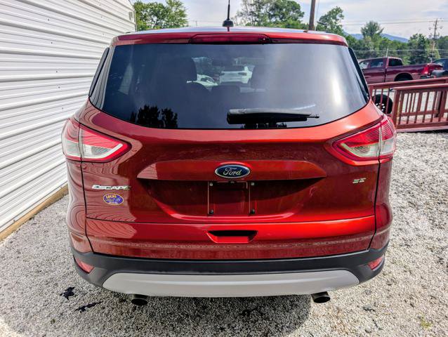 Used 2016 Ford Escape SE FWD image 12