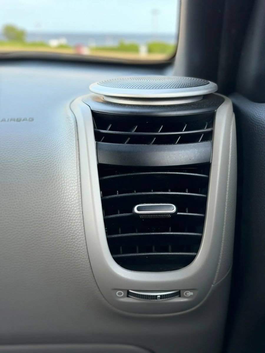 Used 2016 Kia Soul FWD image 16