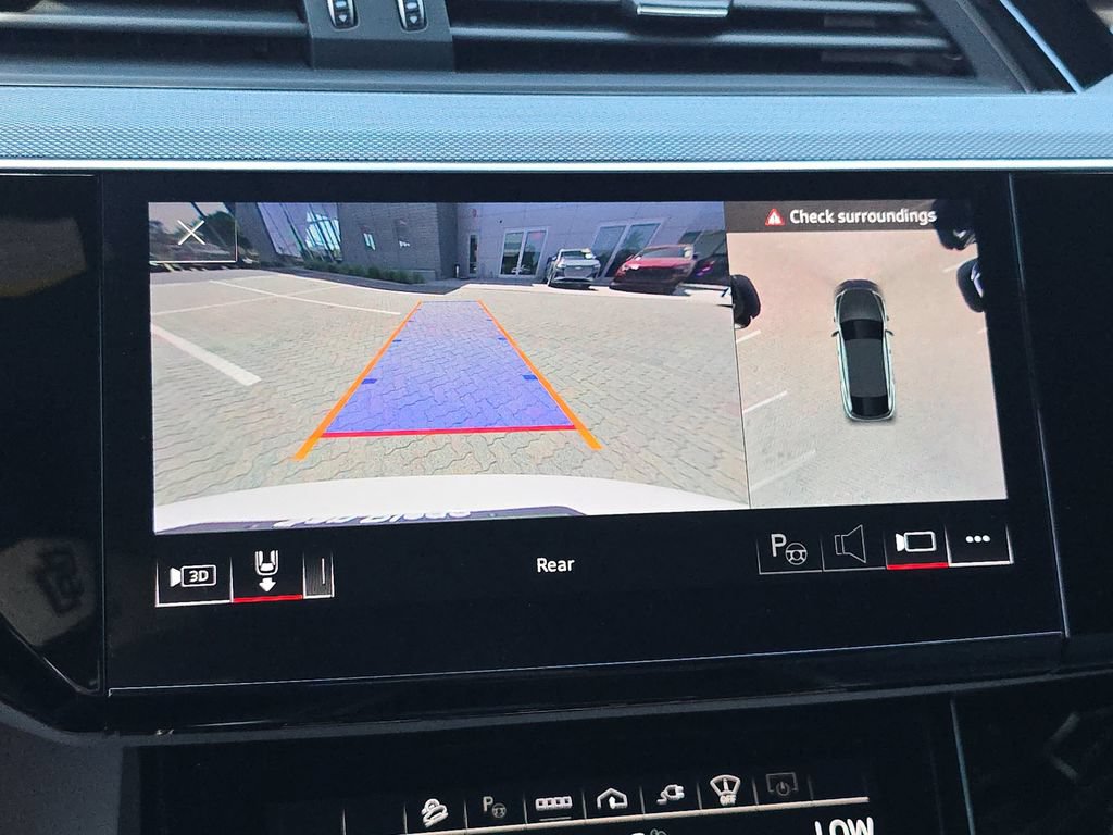 Certified 2024 Audi Q8 e-tron Prestige AWD/4WD image 29