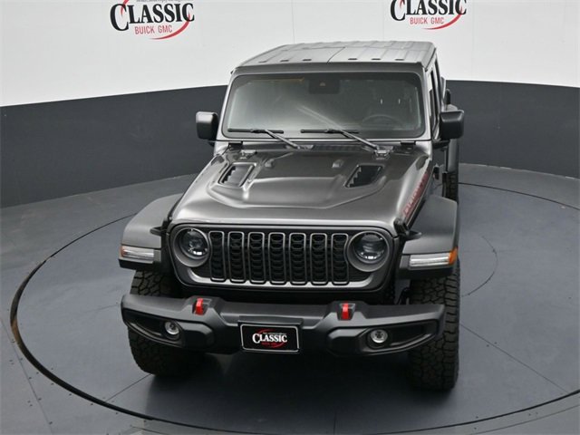Used 2025 Jeep Gladiator Rubicon w/ Convenience Group image 17