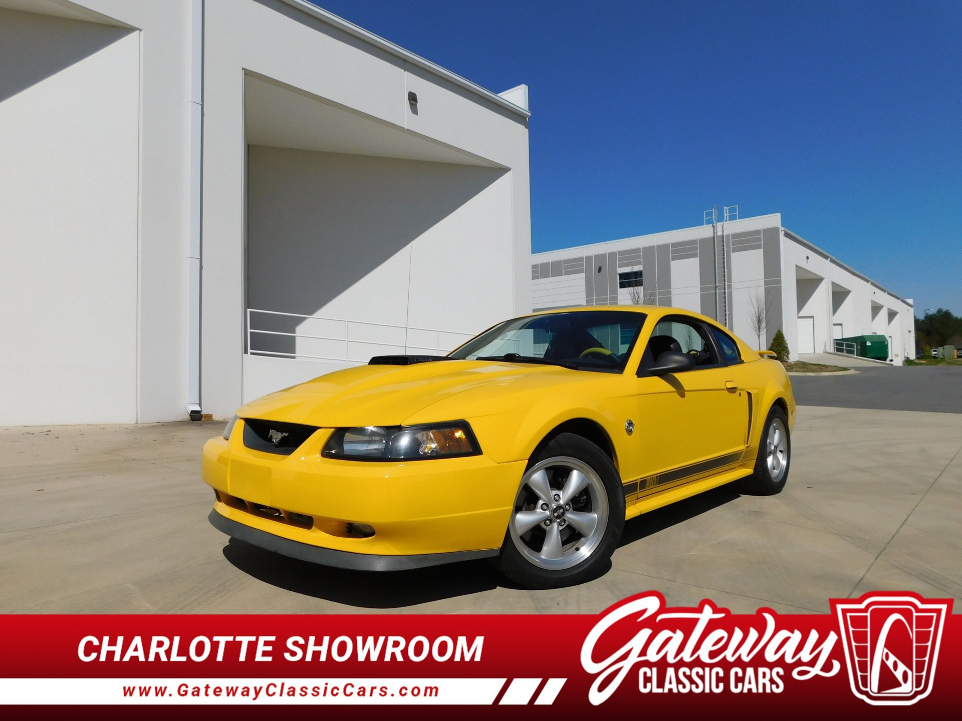 Used 2004 Ford Mustang Mach 1 RWD video 1