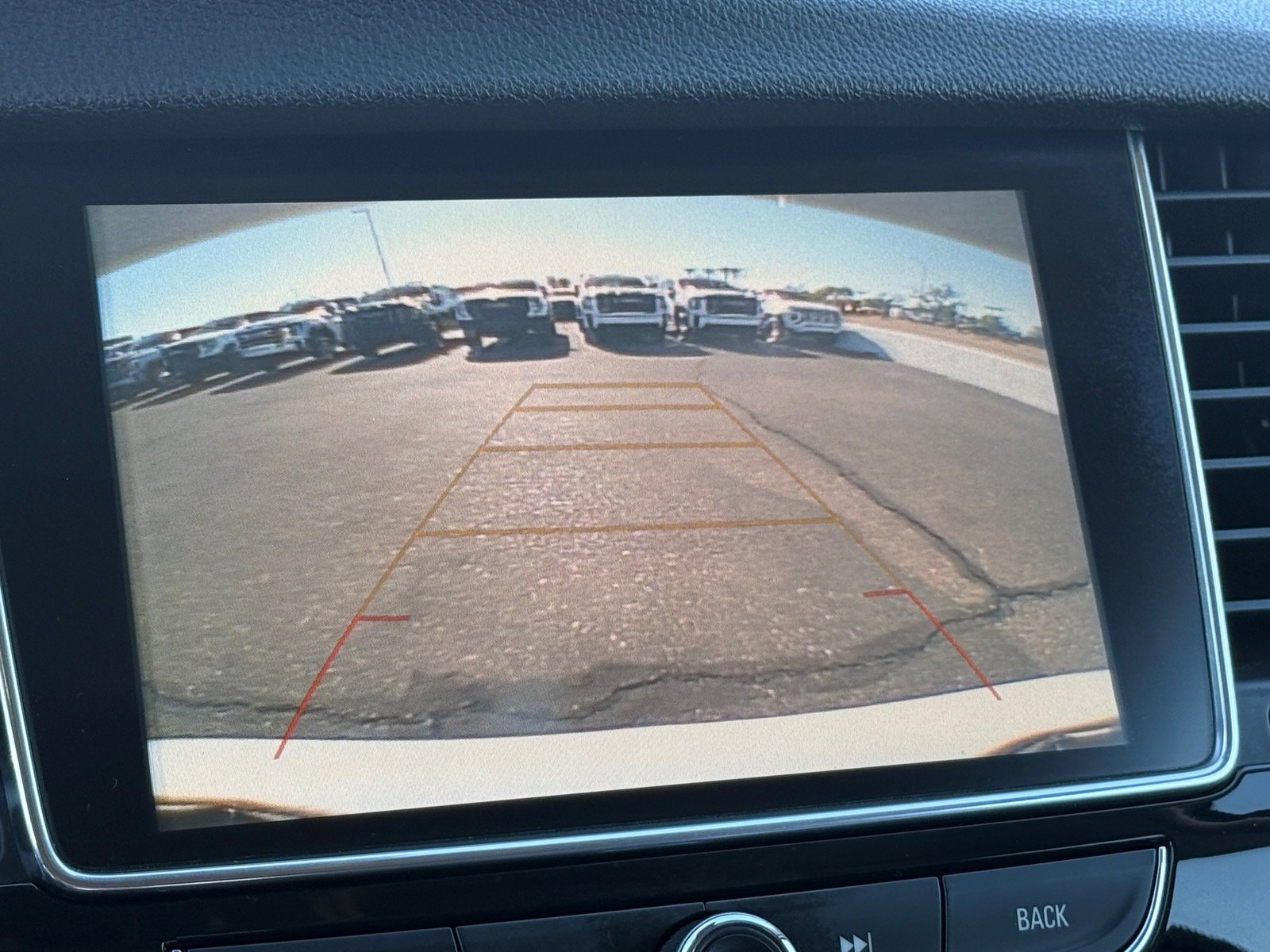 Used 2019 Buick Encore Essence image 25