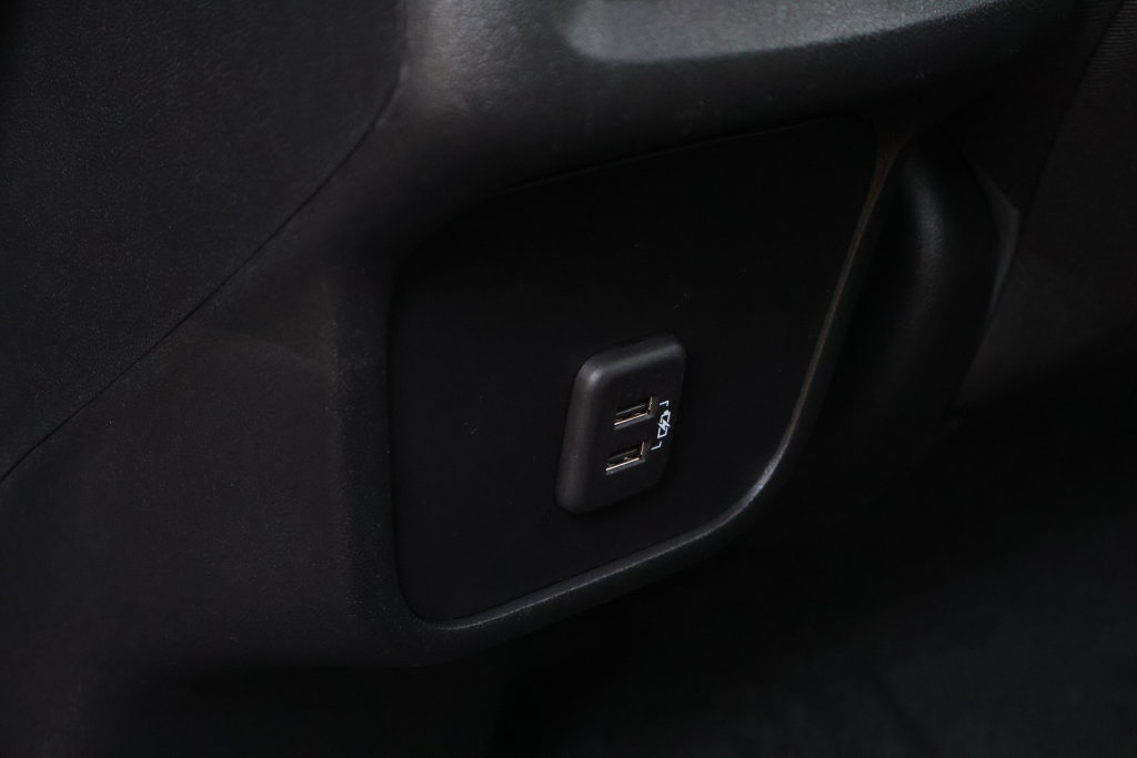 Used 2024 Chevrolet Equinox LS w/ LS Convenience Package FWD image 37
