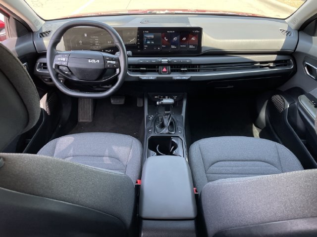 Used 2025 Kia K4 EX FWD image 9