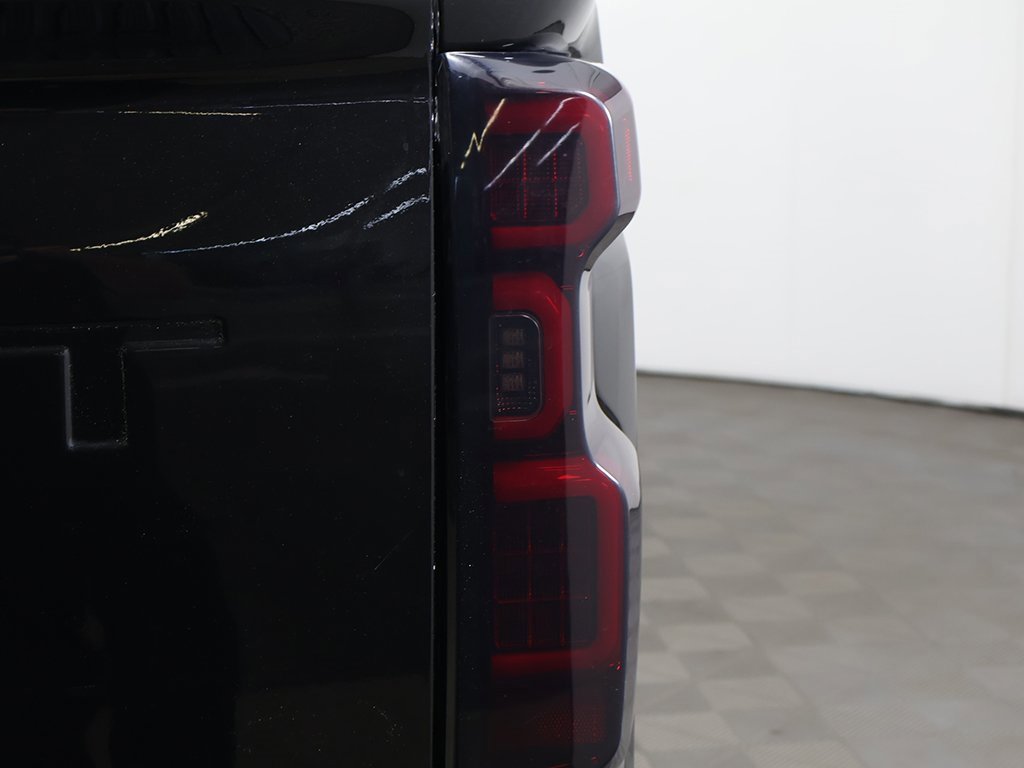 Used 2023 Chevrolet Silverado 3500 LT w/ Convenience Package image 15