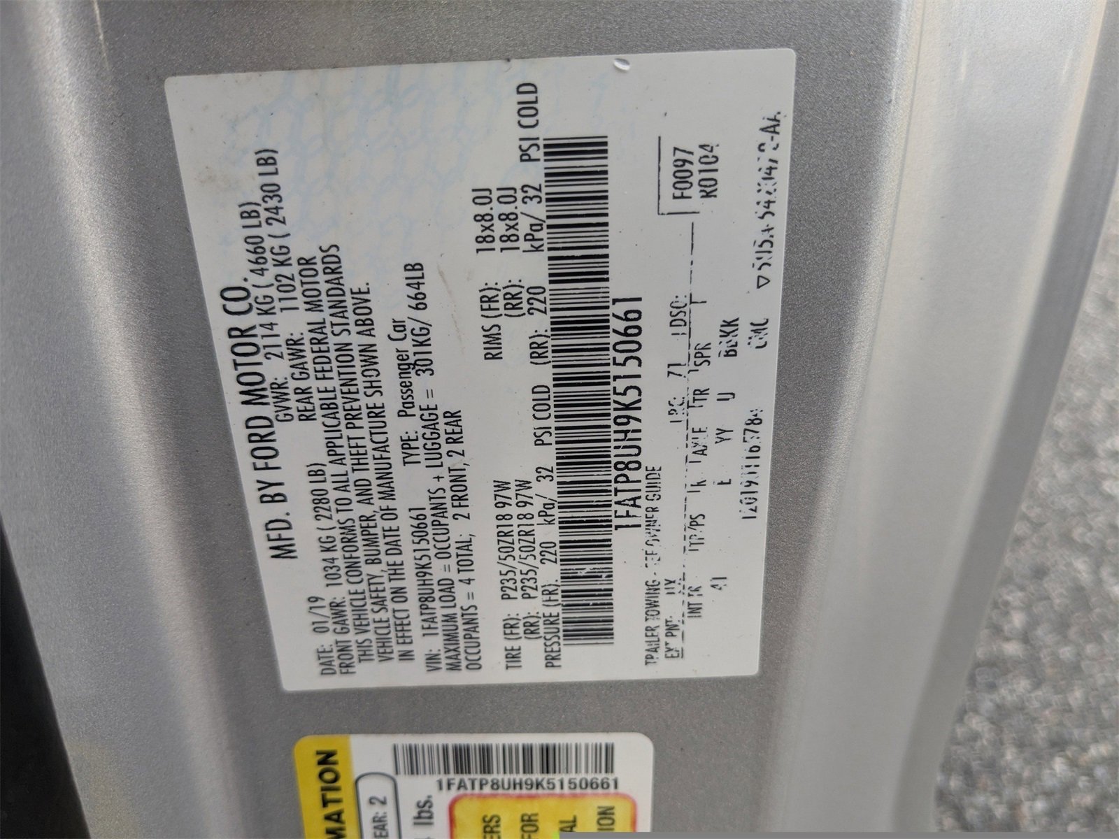 Used 2019 Ford Mustang Premium image 12