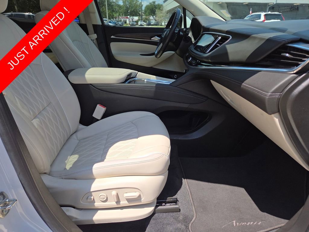Used 2023 Buick Enclave Avenir w/ Avenir Technology Package FWD image 14