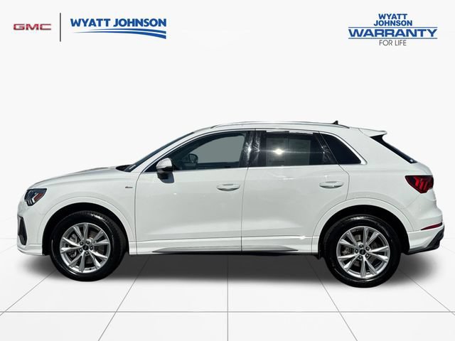Used 2025 Audi Q3 2.0T Premium AWD/4WD image 2