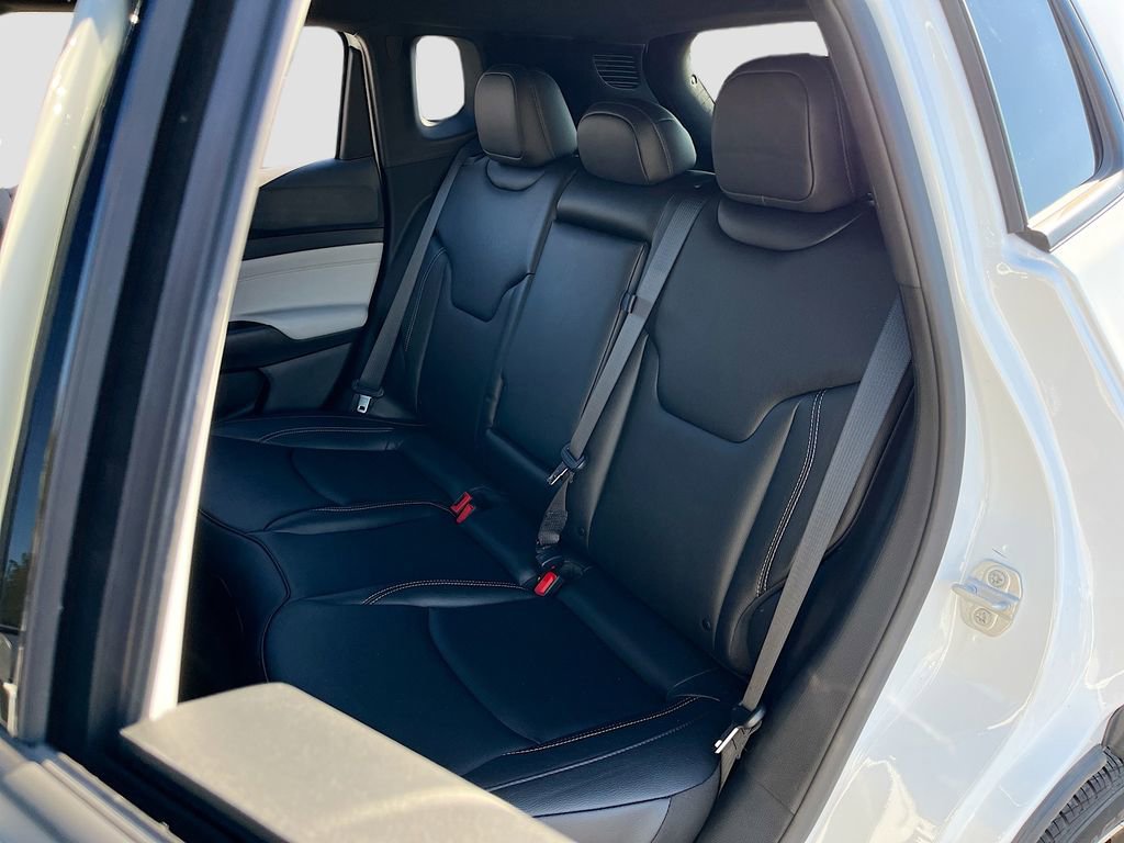 Certified 2025 Jeep Compass Limited image 22