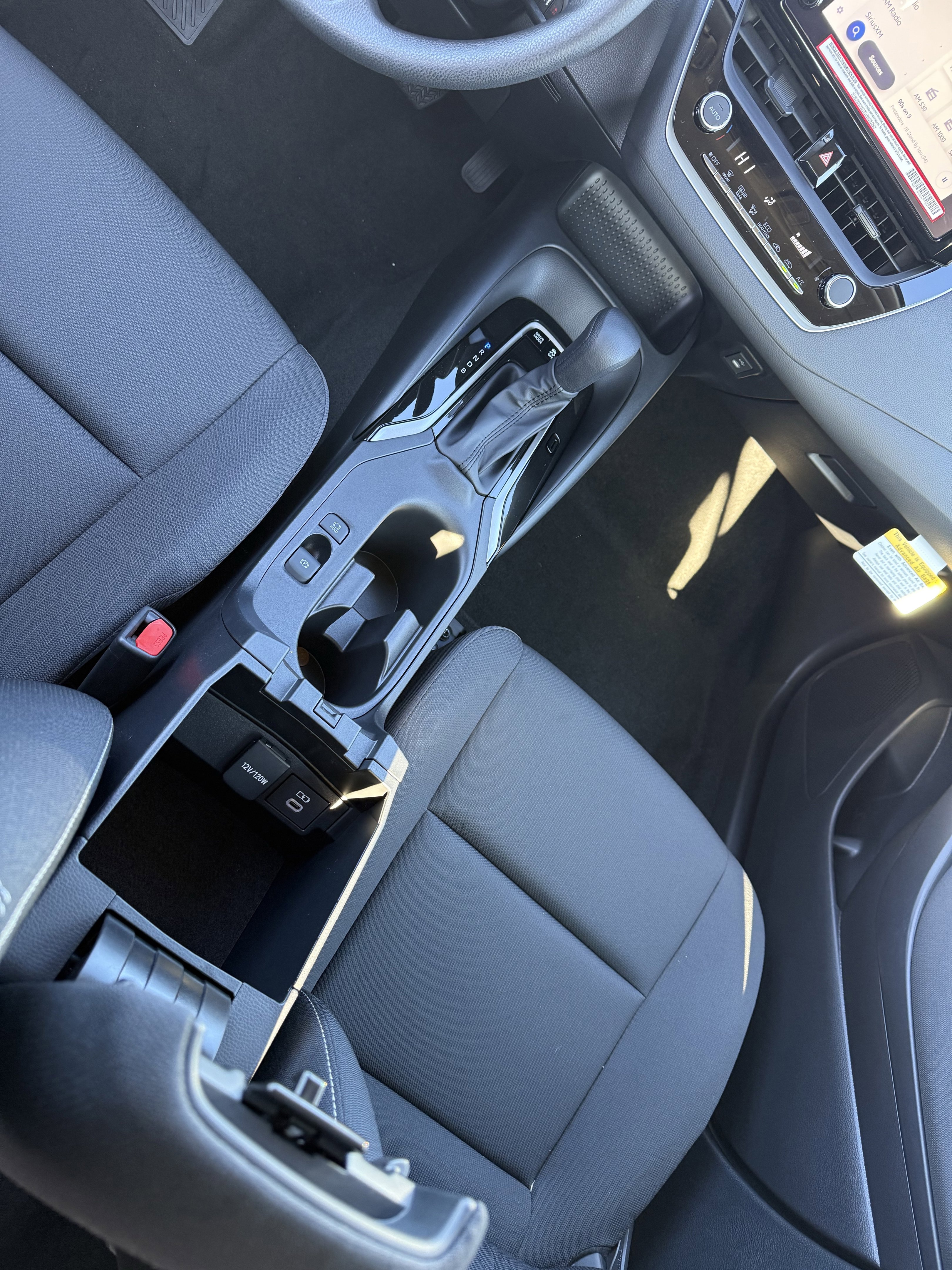 Used 2026 Toyota Corolla LE image 17