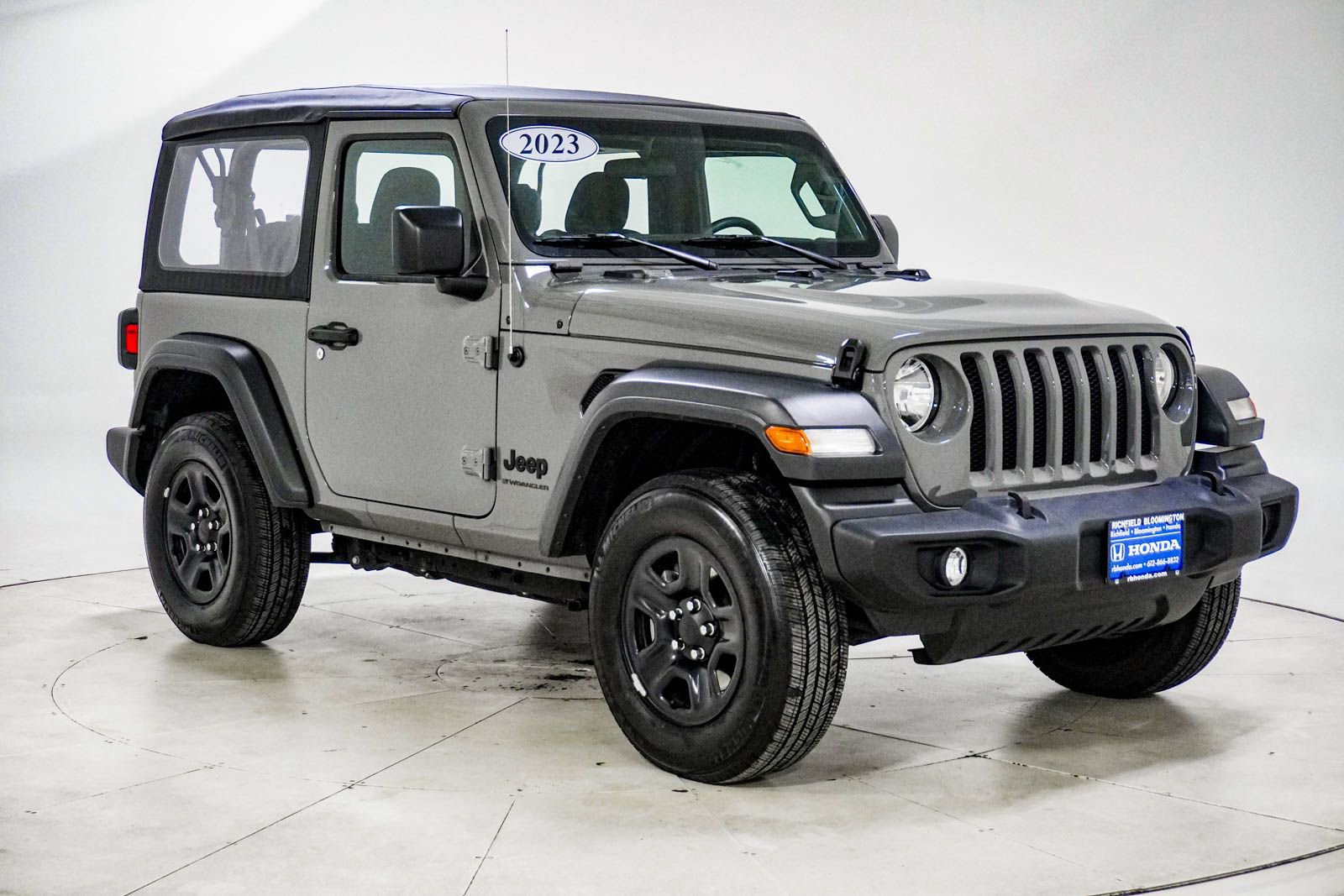 Used 2023 Jeep Wrangler Sport AWD/4WD image 13