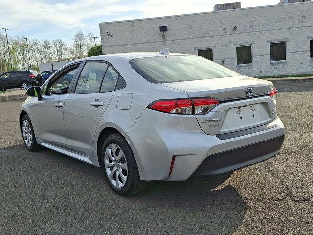Certified 2025 Toyota Corolla LE FWD image 22