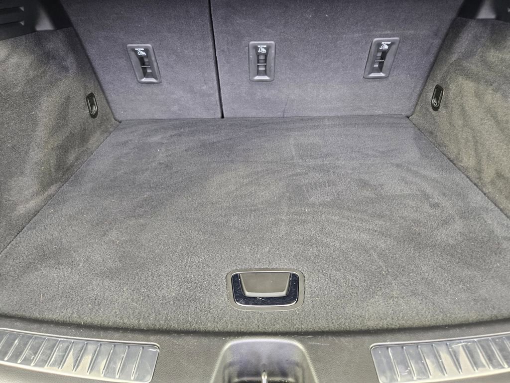 Used 2024 Cadillac XT4 Sport FWD image 35