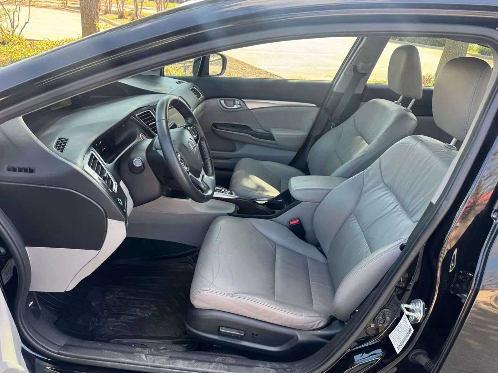 Used 2015 Honda Civic EX-L image 9