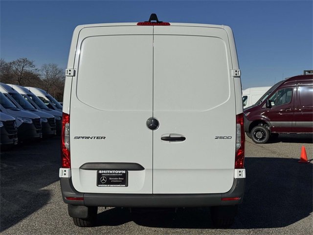 New 2025 Mercedes-Benz Sprinter 2500 image 8