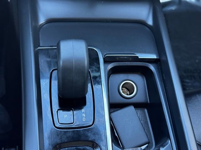 Used 2023 Volvo XC60 B5 Core image 33