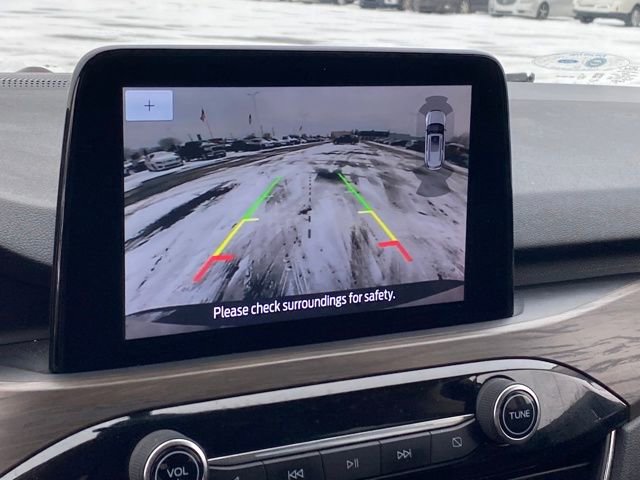 Used 2020 Ford Escape Titanium image 12