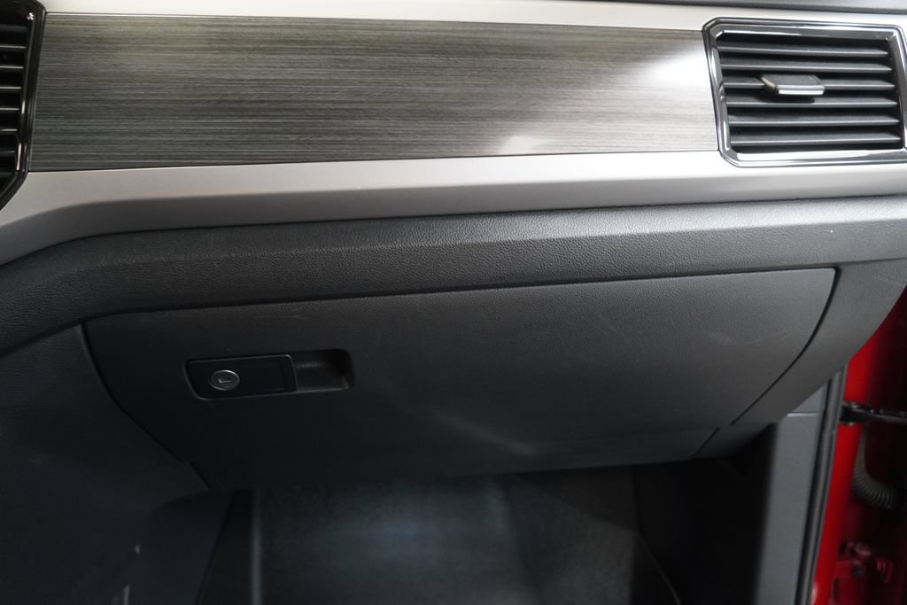 Used 2021 Volkswagen Atlas SEL AWD/4WD image 39